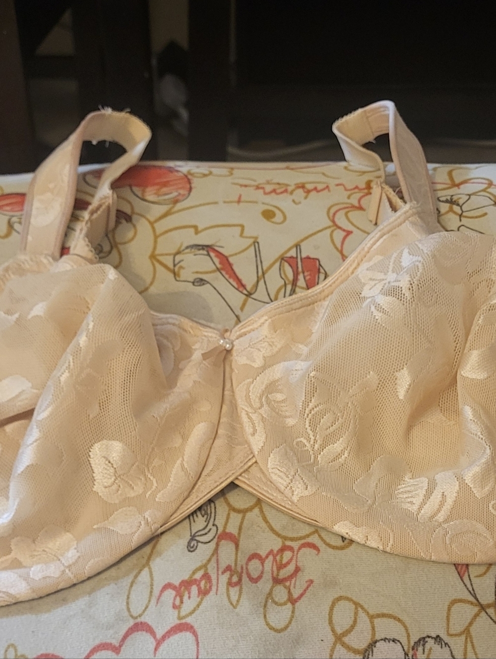 Wacoal Nude Beige Lace Underwire Bra